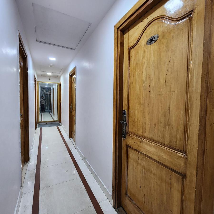 Hotel Royal Afghan New Delhi Exterior photo